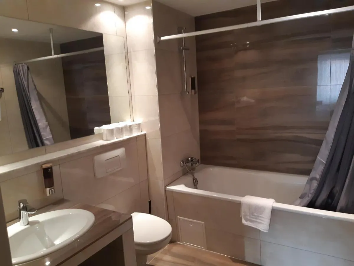 Hotel Lorien Cologne